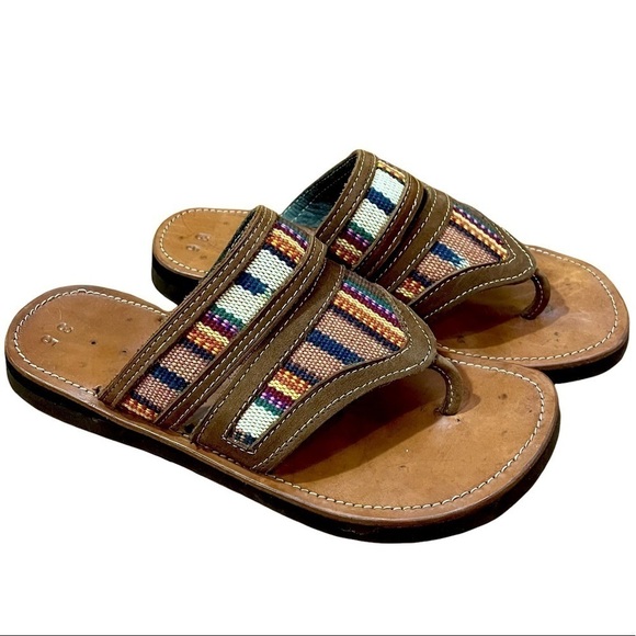Guatemalan sandals artisan embroidered Size 5 (35) - Picture 1 of 16